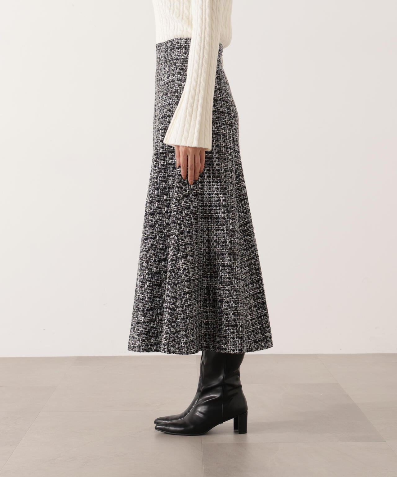 【青島心さん着用】ミックスツイードフレアスカート