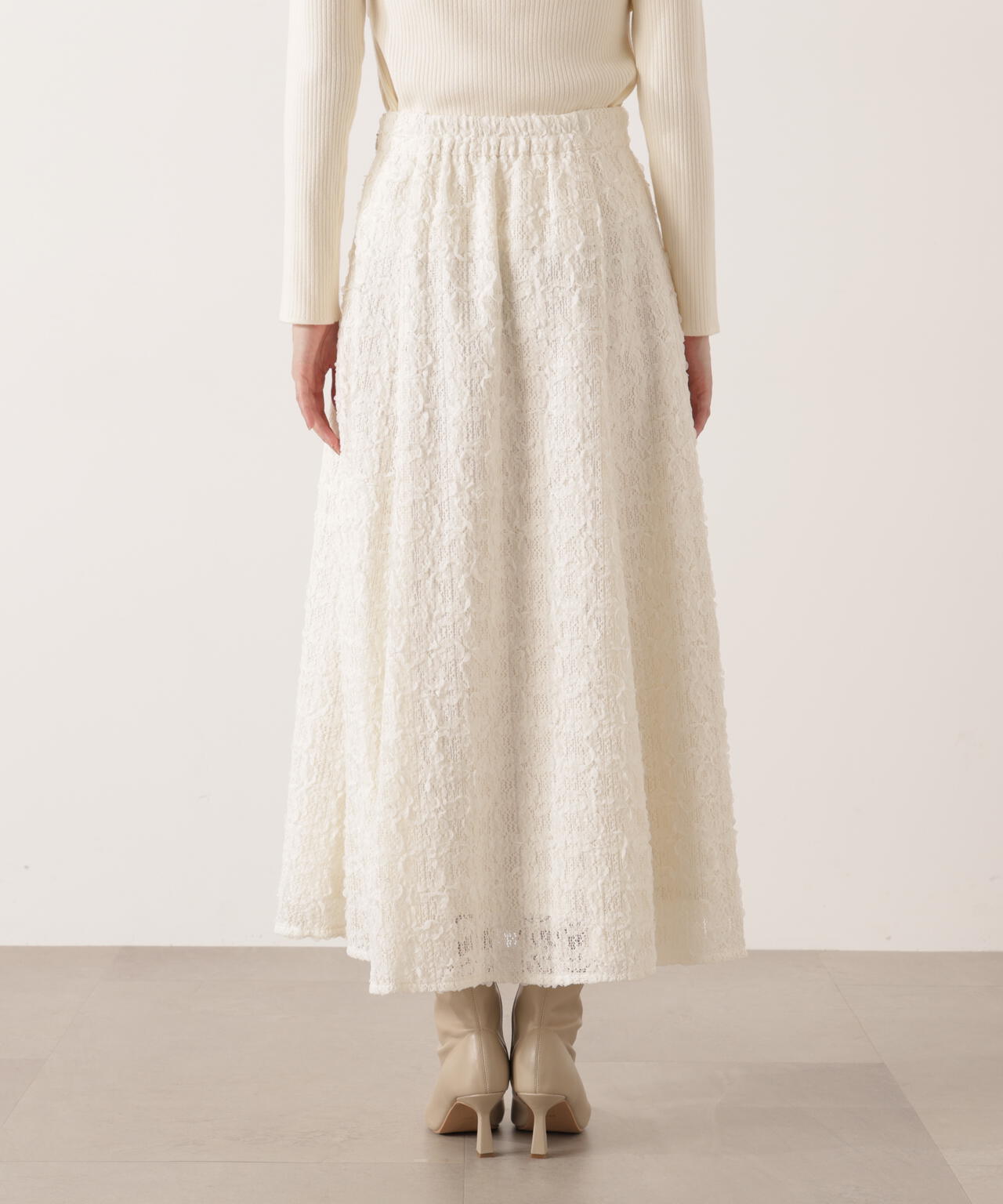 極美品【アナイ】レースフレアスカート　ホワイト 青島心さん着用】立体レースフレアスカート | PROPORTION BODY