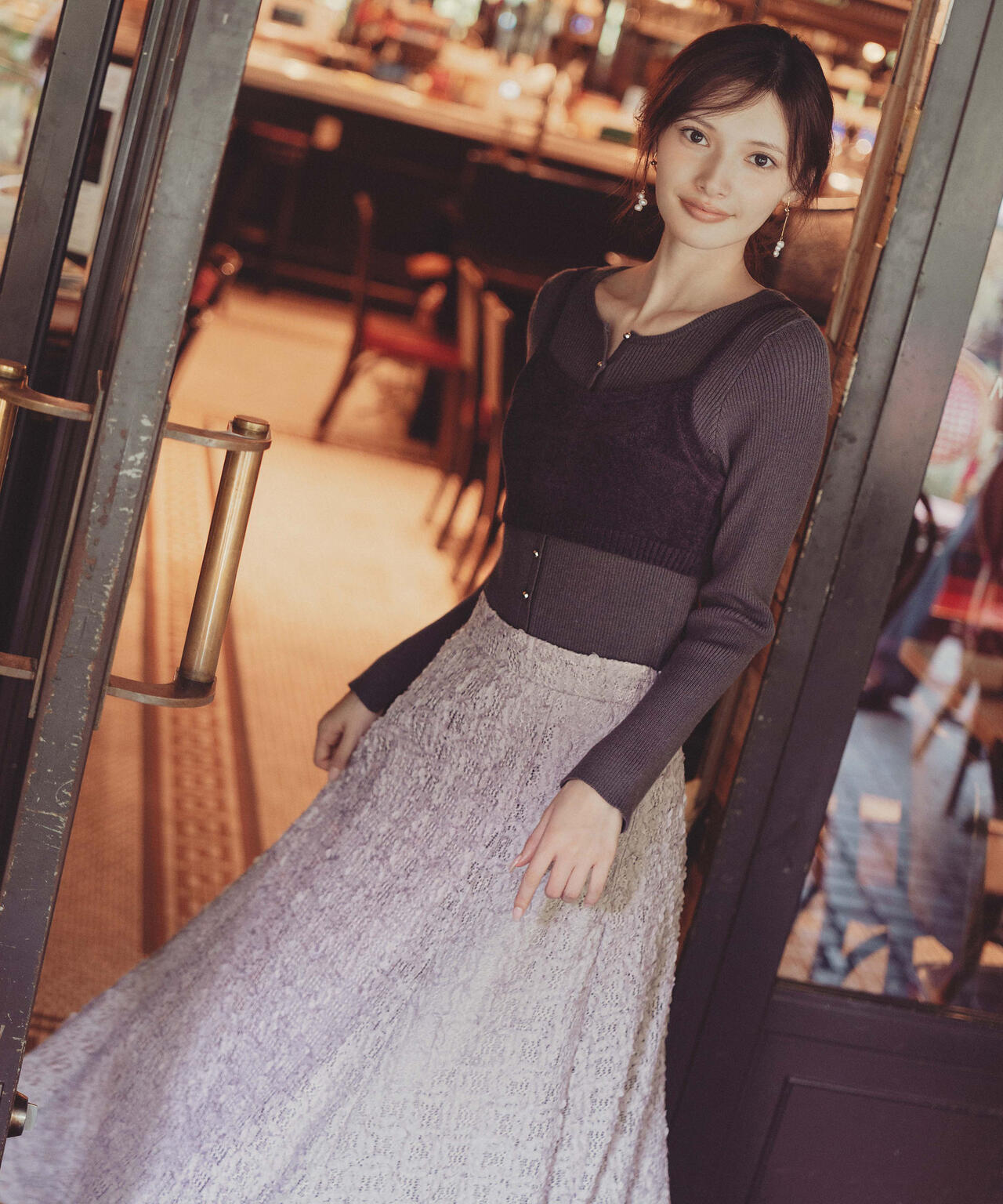 青島心さん着用】立体レースフレアスカート | PROPORTION BODY