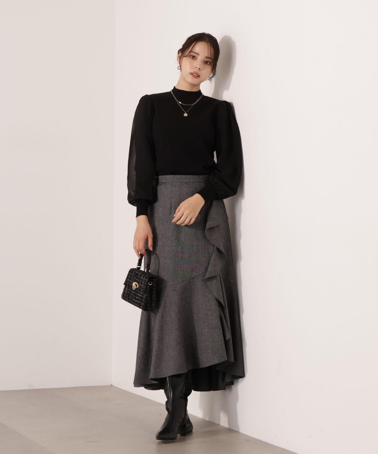 ポムリン様おまとめ商品　LASUDのスカートとCLOVEのアウター 加藤栞さん着用】ラッフルディテールスカート | PROPORTION BODY