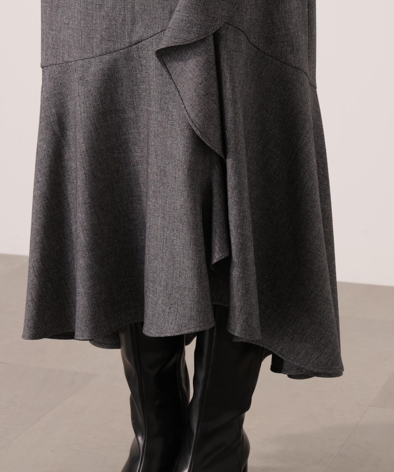 PROPORTION BODY DRESSING ラッフルディティールスカート 加藤栞さん着用】ラッフルディテールスカート | PROPORTION BODY