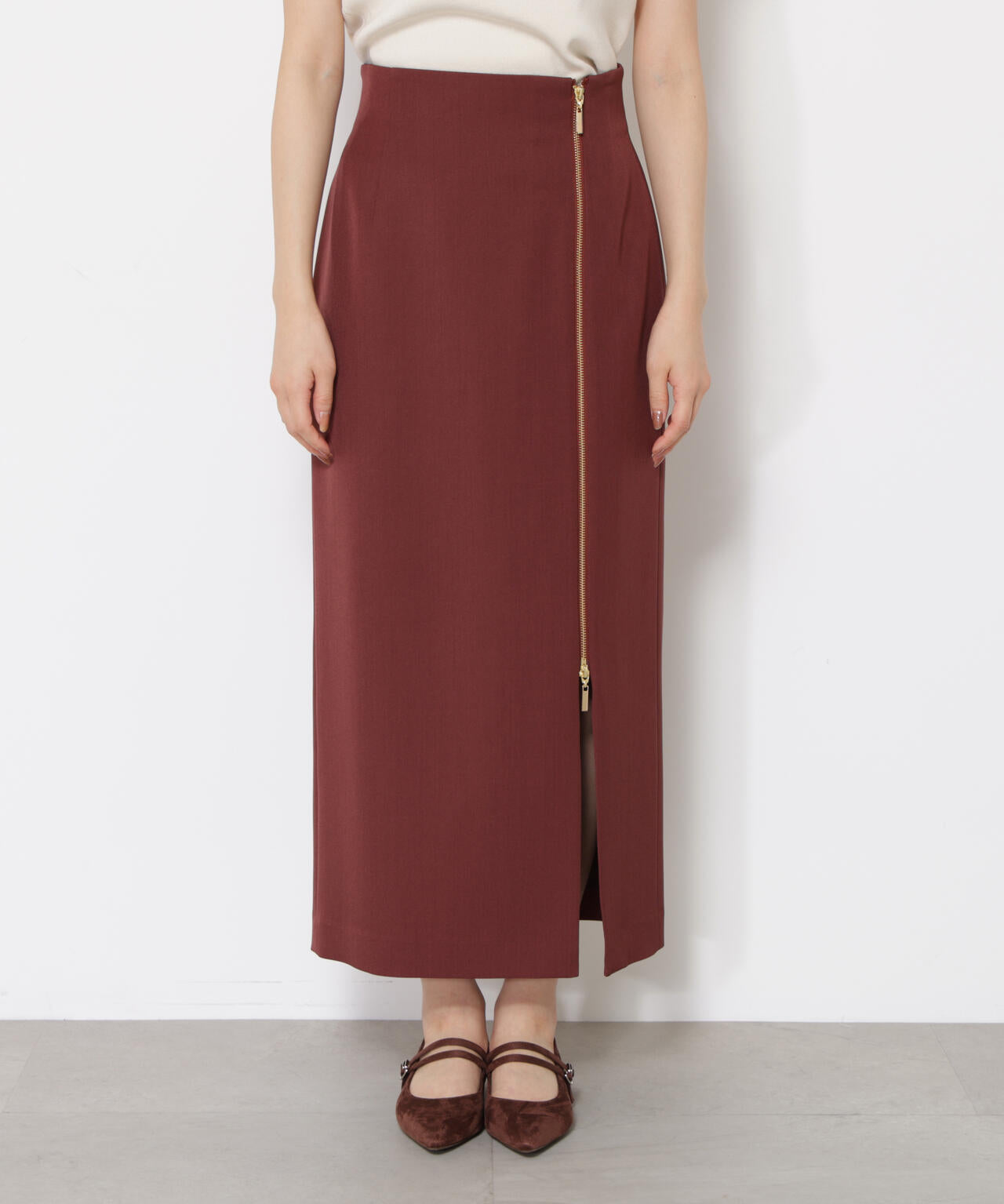 サイドファスナータイトスカート