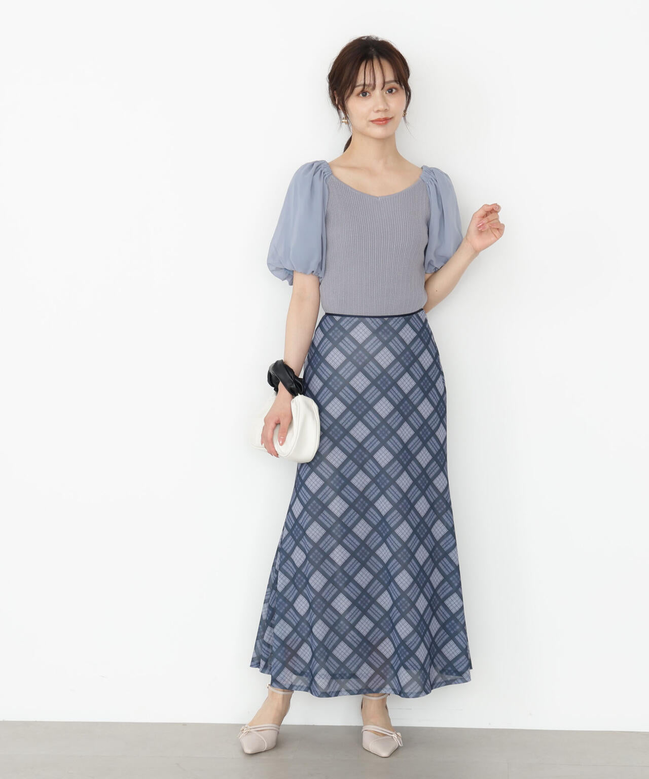 美品✦マークアンドロナ✦2025春夏新作✦Aura Monogram総柄スカート 美品✦マークアンドロナ✦2025春夏新作✦Aura Monogram総柄