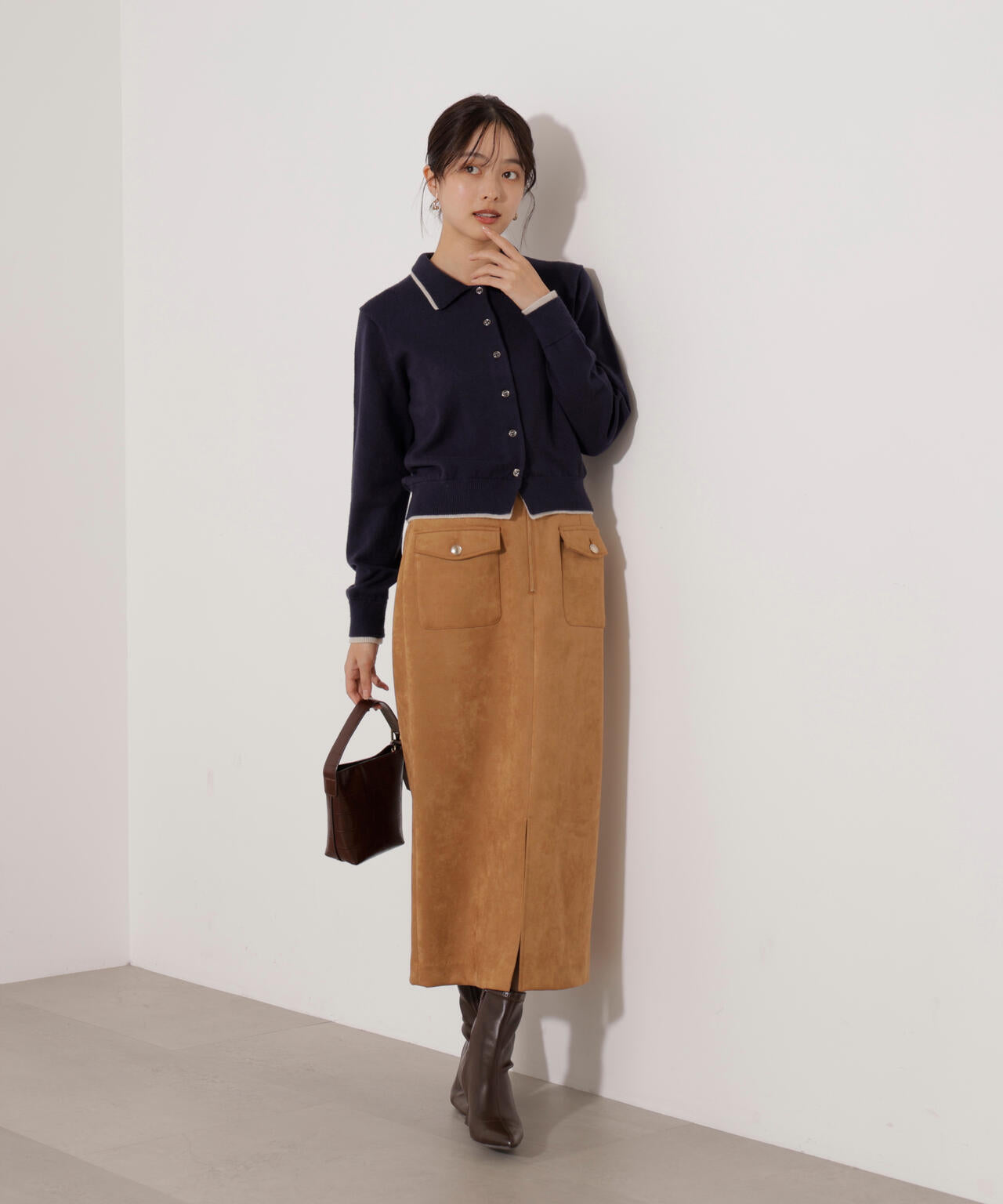 松川星さん着用】ダンボールフェイクスエードタイトスカート