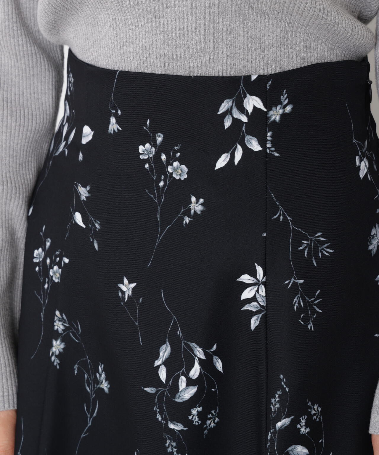 松川星さん着用】Autumn Flower スカート | PROPORTION BODY DRESSING