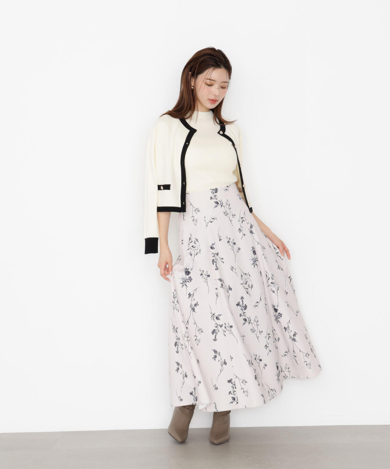 【松川星さん着用】Autumn Flower スカート