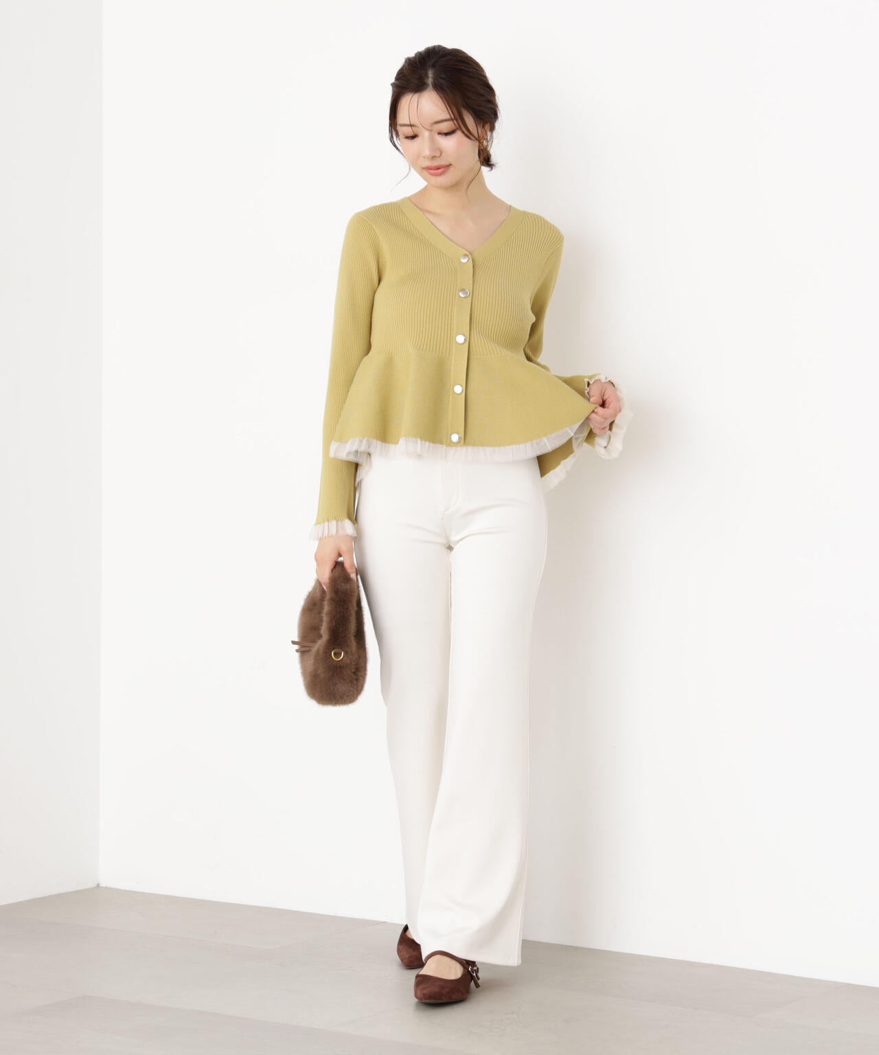 松川星さん着用】カットフレアーパンツ | PROPORTION BODY