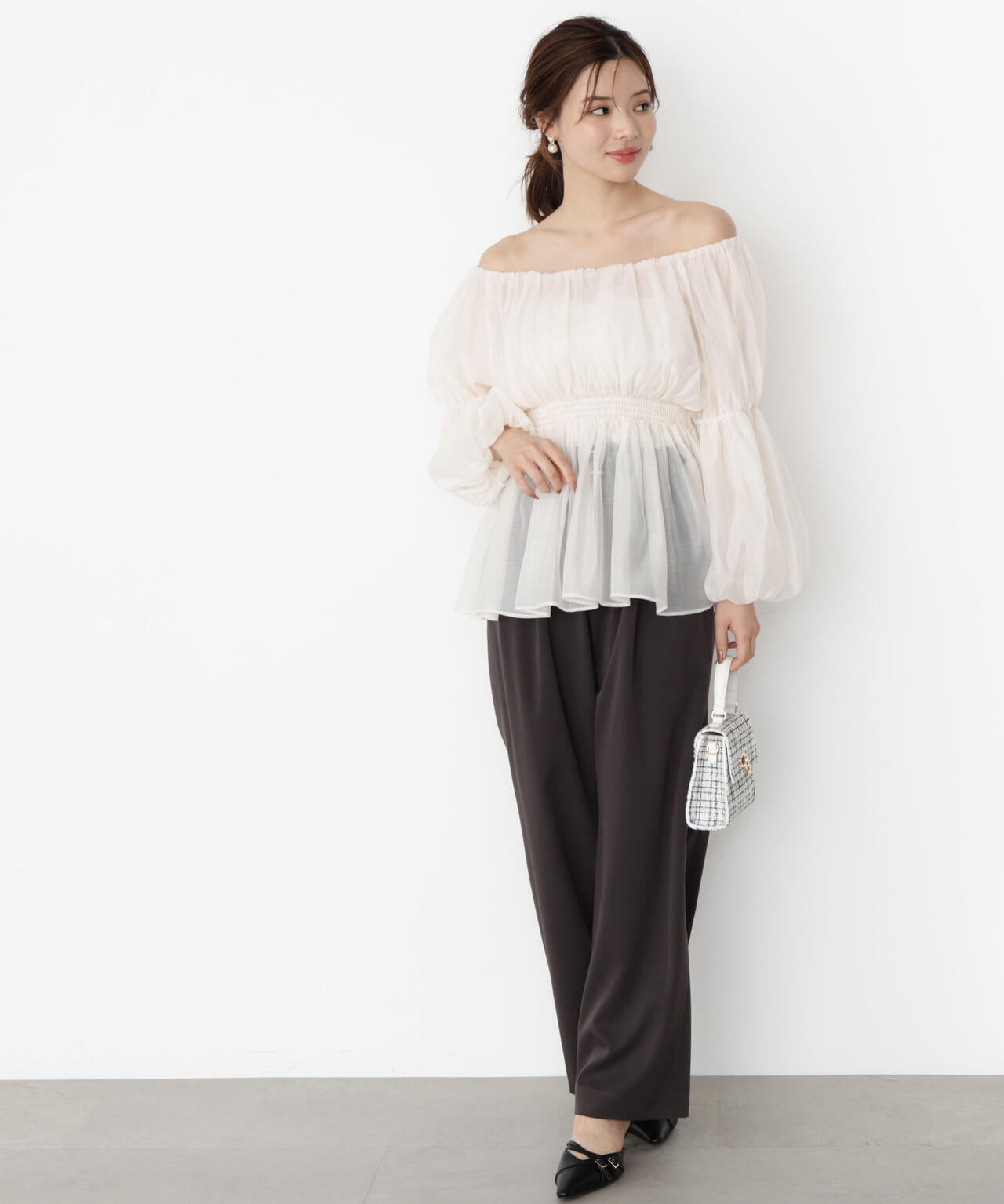 【松川星さん着用】ベルト付きタックパンツ