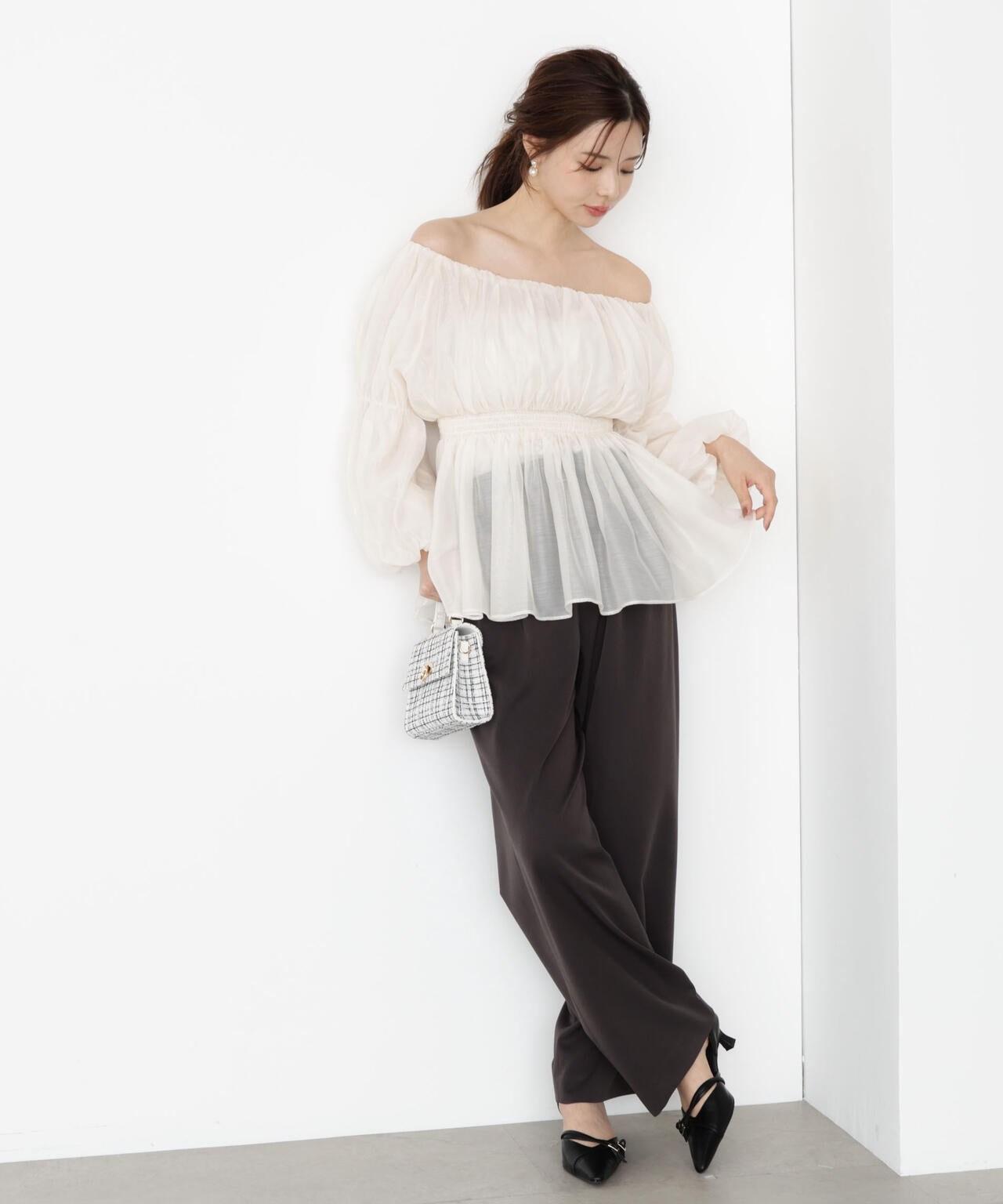 【松川星さん着用】ベルト付きタックパンツ