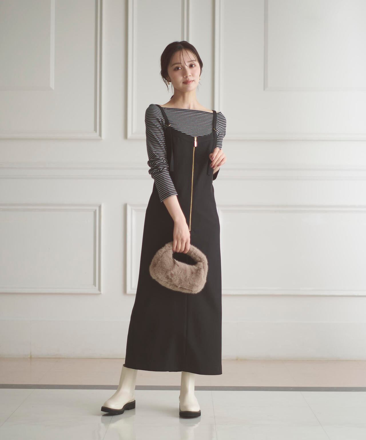 青島心さん着用】フロントファスナーナロージャンスカ | PROPORTION