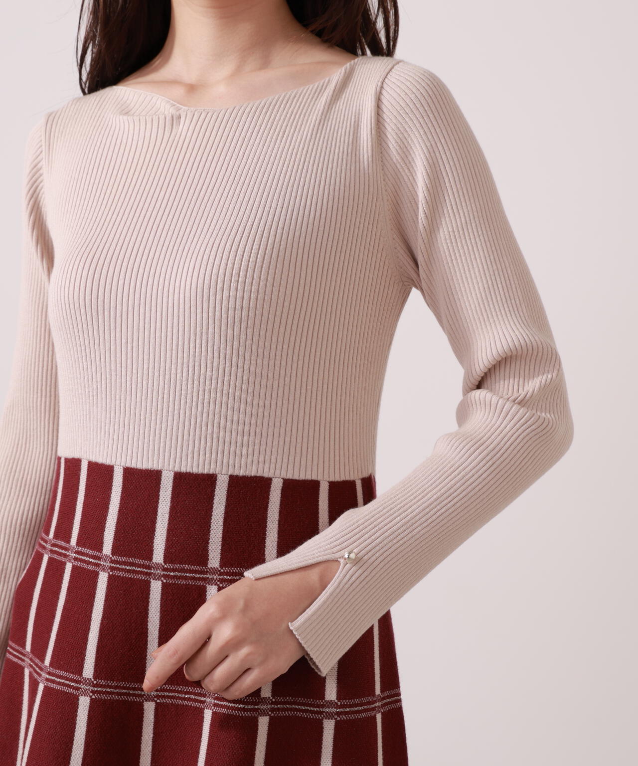 チェック柄ジャガードニットワンピース【ボルドー：official site限定】