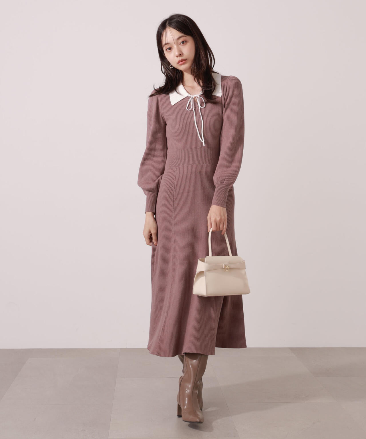 ESCADA【エスカーダ】ワンピース　ドレス ニット　王朝襟　ベルベットリボン ESCADA【エスカーダ】ワンピース ドレス ニット 王朝襟 ベルベット