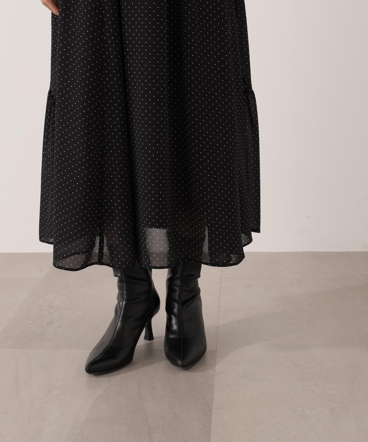 【青島心さん着用】タイ付きウエストシャーリングワンピース