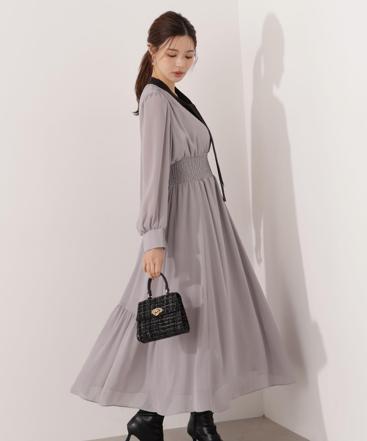 【青島心さん着用】タイ付きウエストシャーリングワンピース