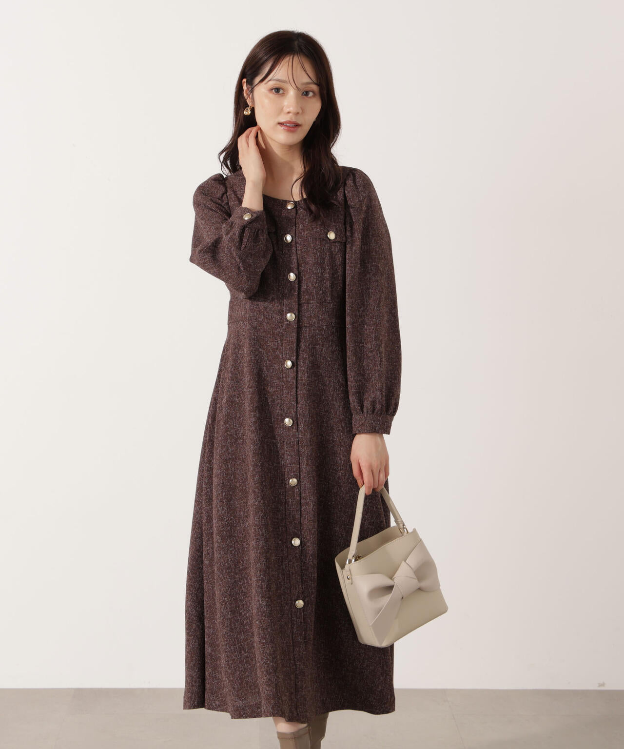青島心さん着用】フロント釦ツイードワンピース | PROPORTION BODY