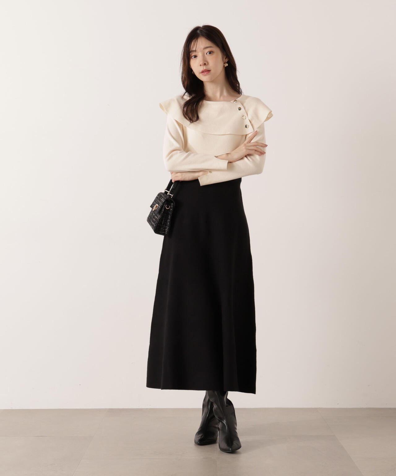 ケープニットワンピース【WEB・一部店舗限定】