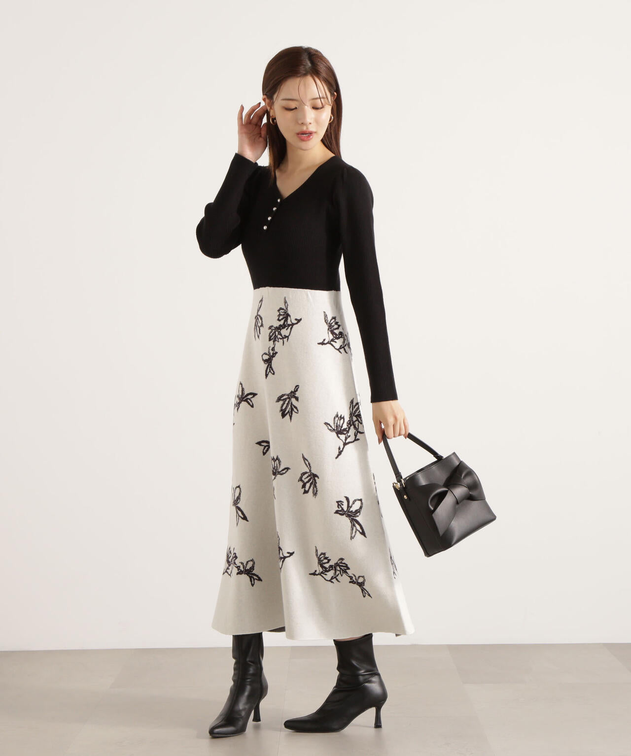 アンダーカバー but beautiful期　ニット　ワンピース 2025 AUTUMN-WINTER WOMENS COLLECTION｜UNDERCOVER OFFICIAL