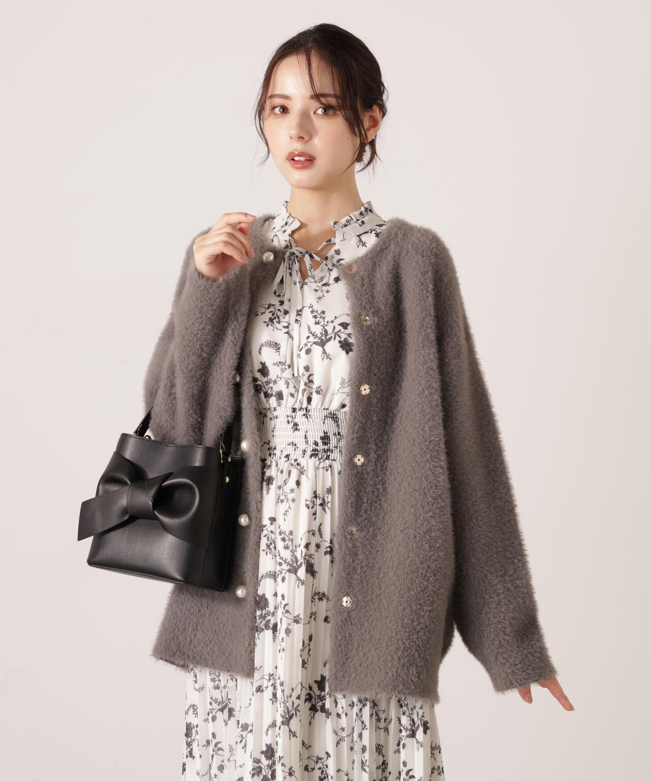 加藤栞さん着用】花柄プリーツワンピース | PROPORTION BODY DRESSING