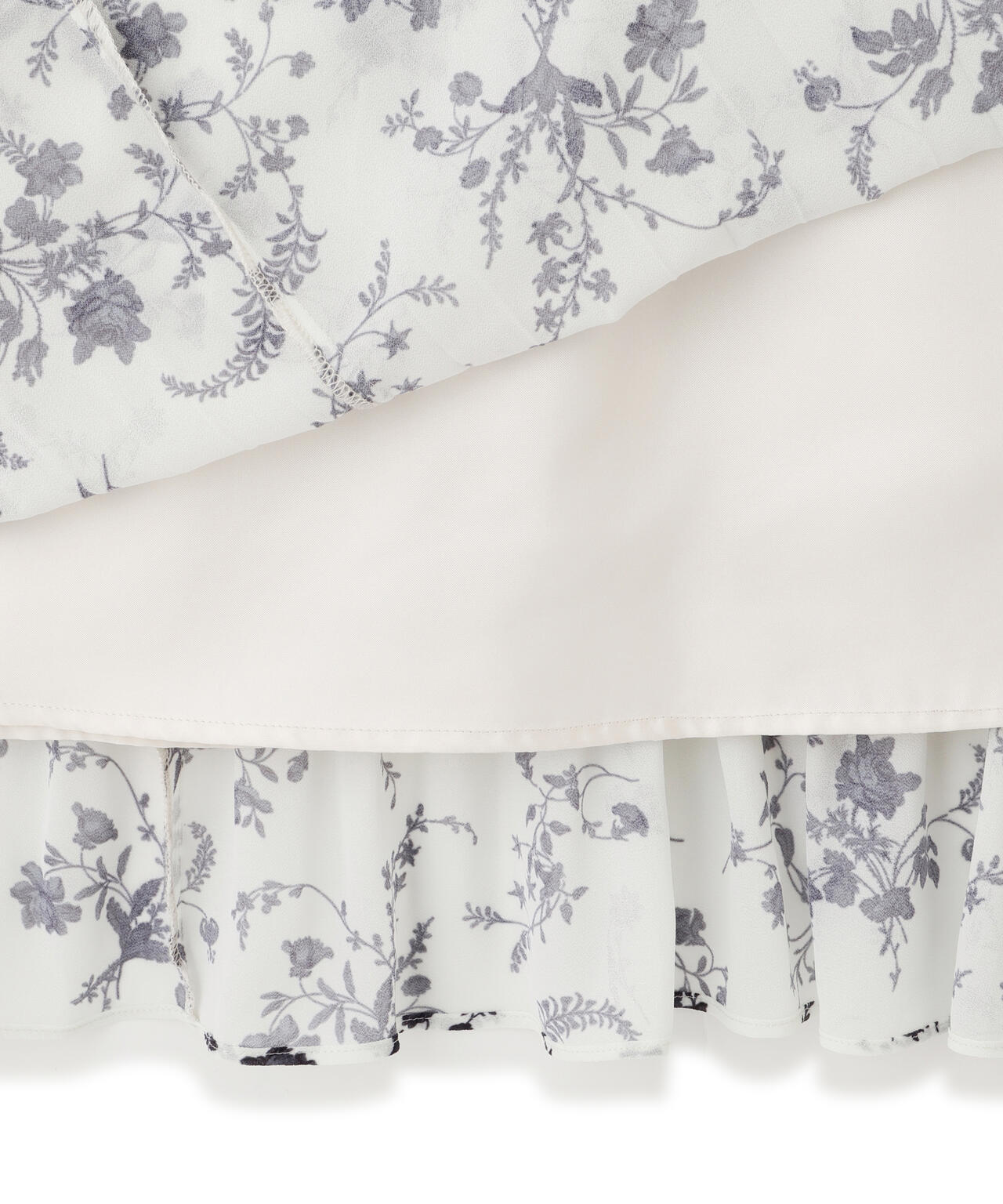 【加藤栞さん着用】花柄プリーツワンピース