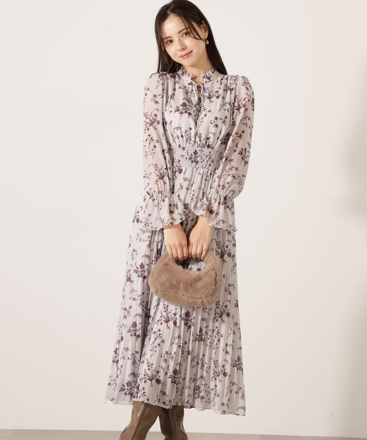 加藤栞さん着用】花柄プリーツワンピース | PROPORTION BODY DRESSING