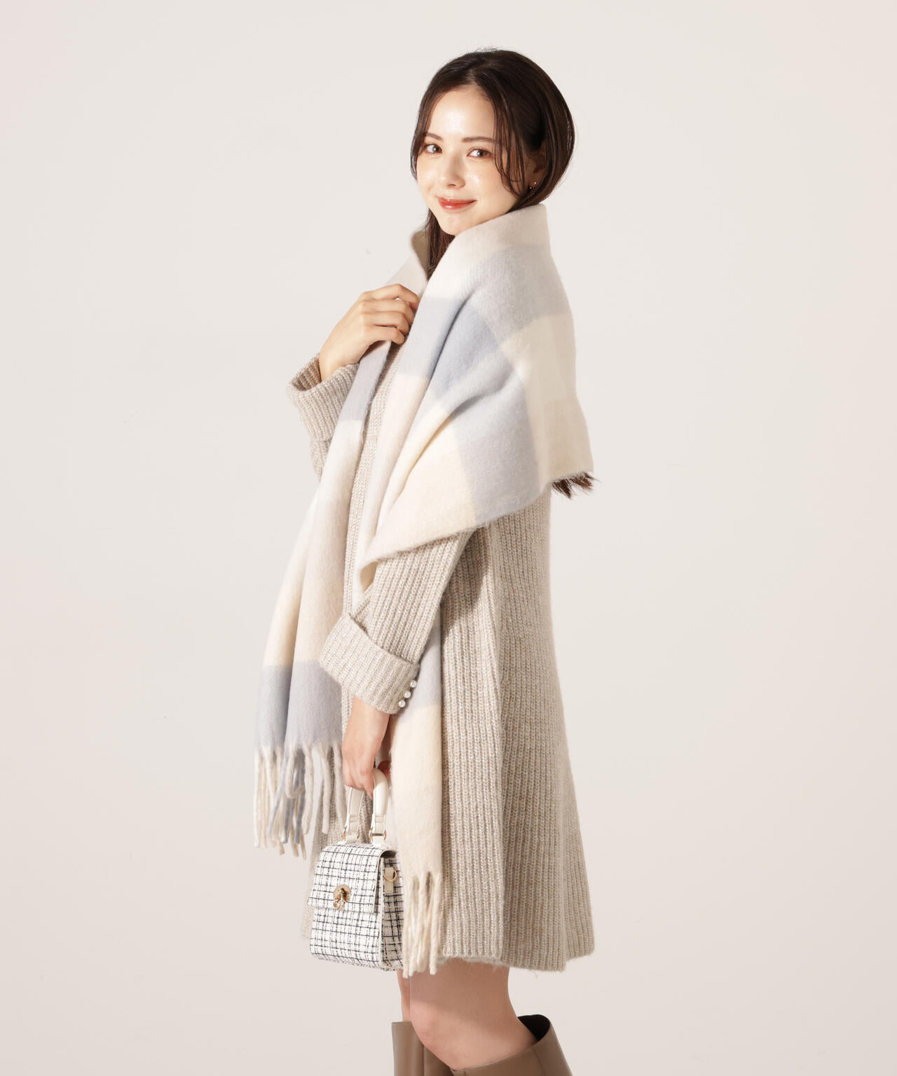 ウールブレンドラメ入りニットミニワンピース | PROPORTION BODY