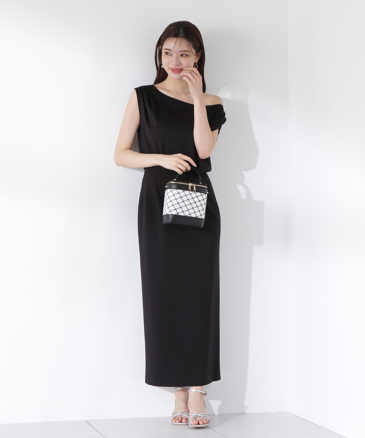 アシメカットワンピース