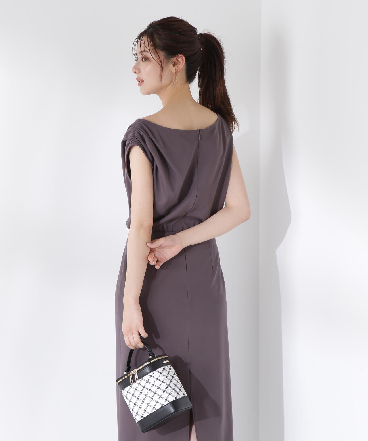 アシメカットワンピース