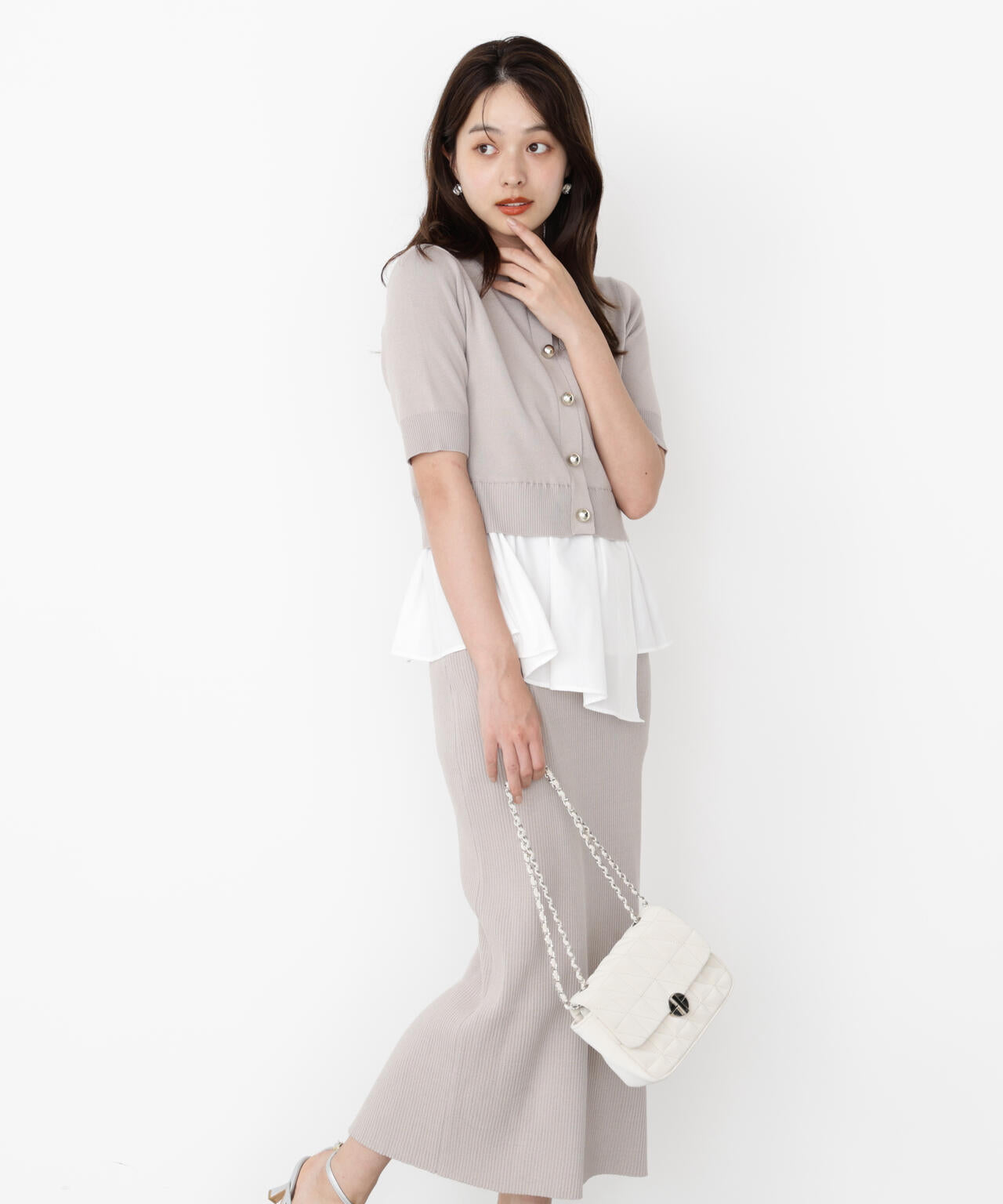 レイヤード風ニットセットアップ