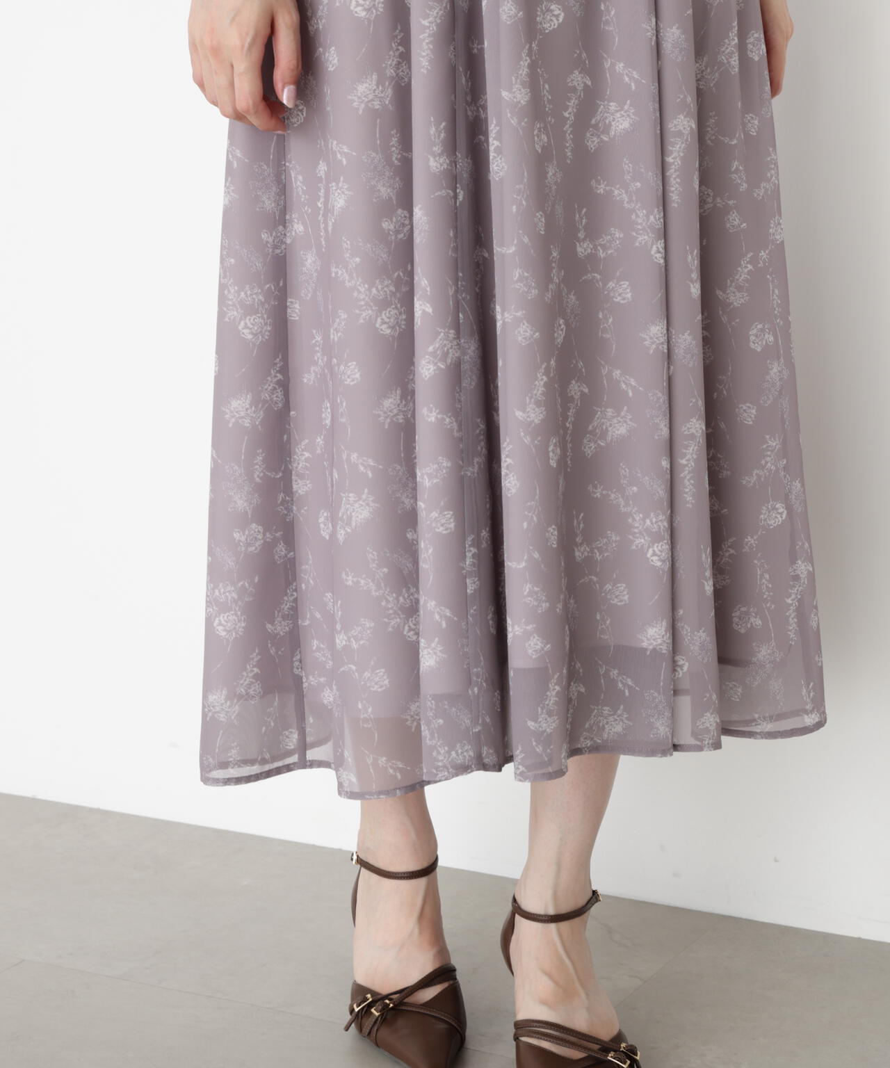 ラッフルフリルフラワーワンピース