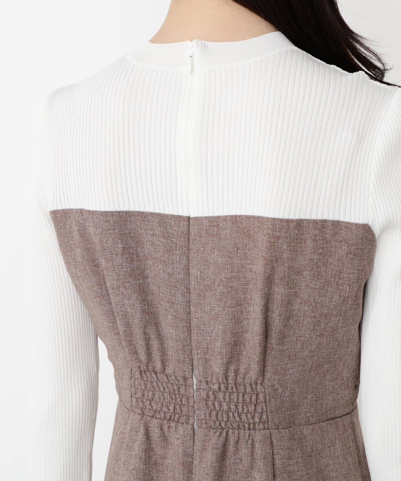 フロントリボンドッキングワンピース