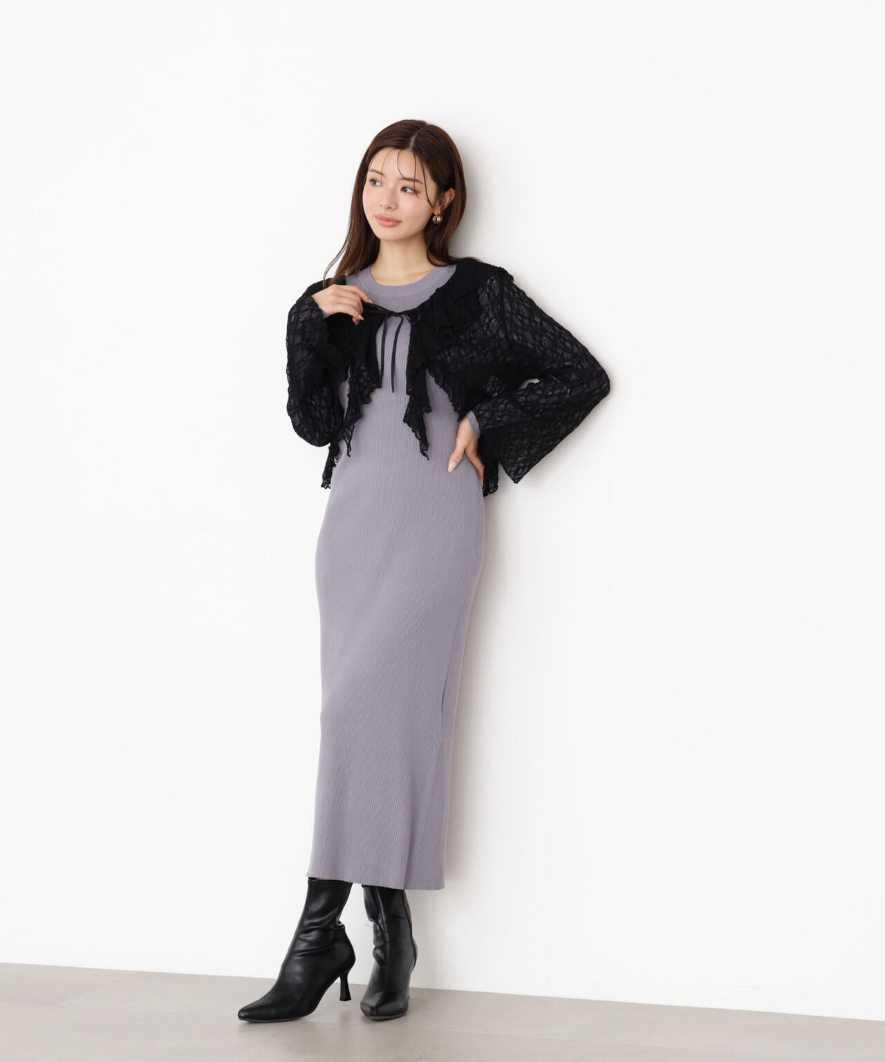 まりちゃん　45R インディゴニットワンピース パール付きレース切り替えバイカラーニットワンピース