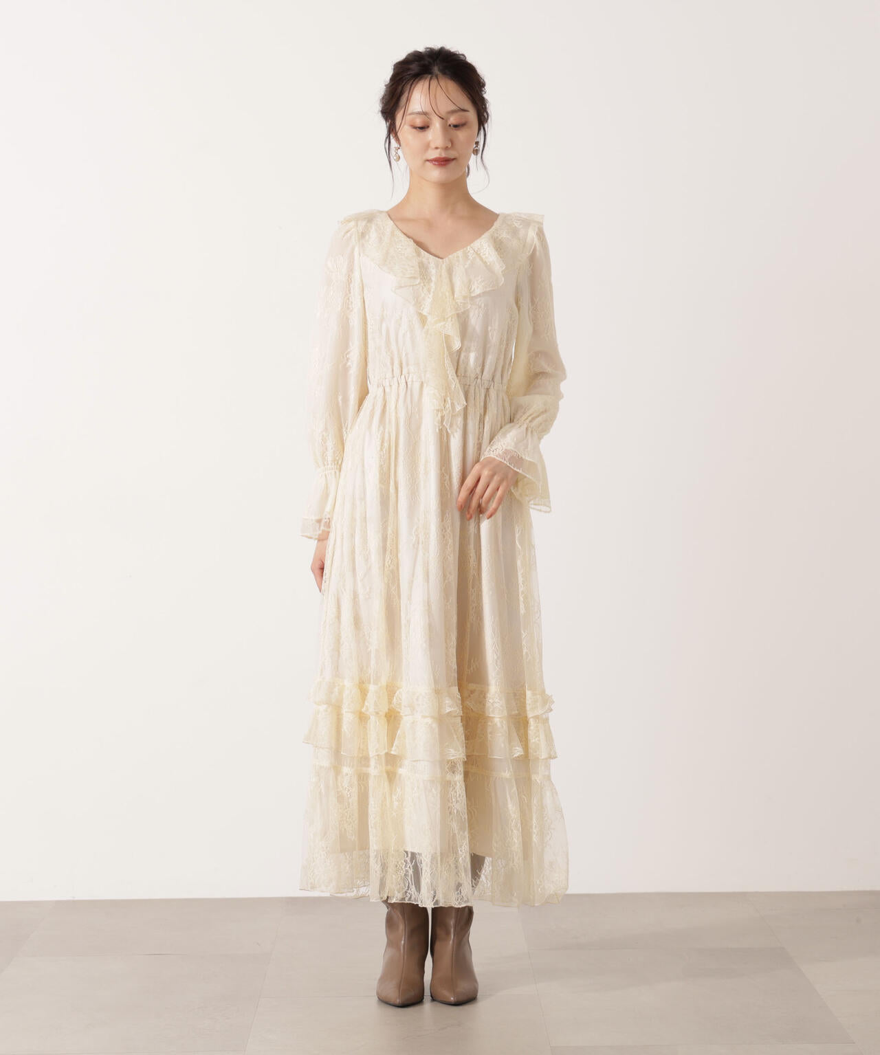 【青島心さん着用】《EDIT COLOGNE》レースフリルワンピース