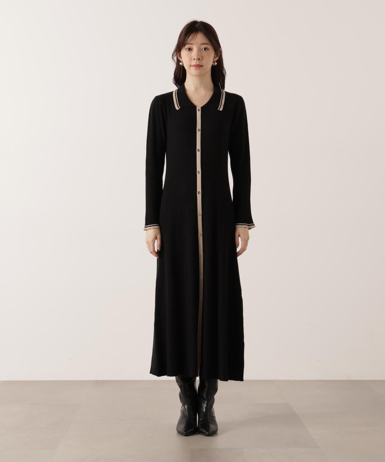 thetoe ニットワンピース EDIT COLOGNE》バイカラー衿ニットワンピース【WEB・一部店舗限定