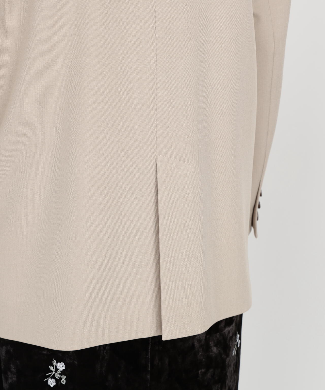 オーバーテーラージャケット