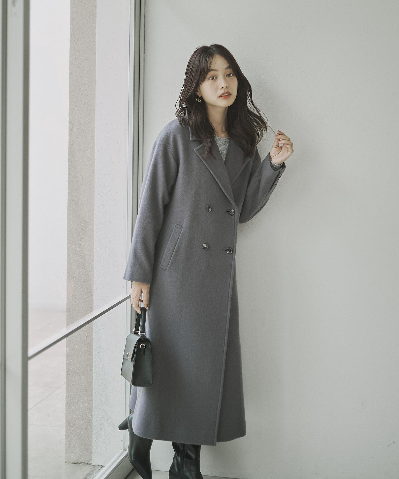 加藤栞さん着用】ダブル釦チェスターコート | PROPORTION BODY