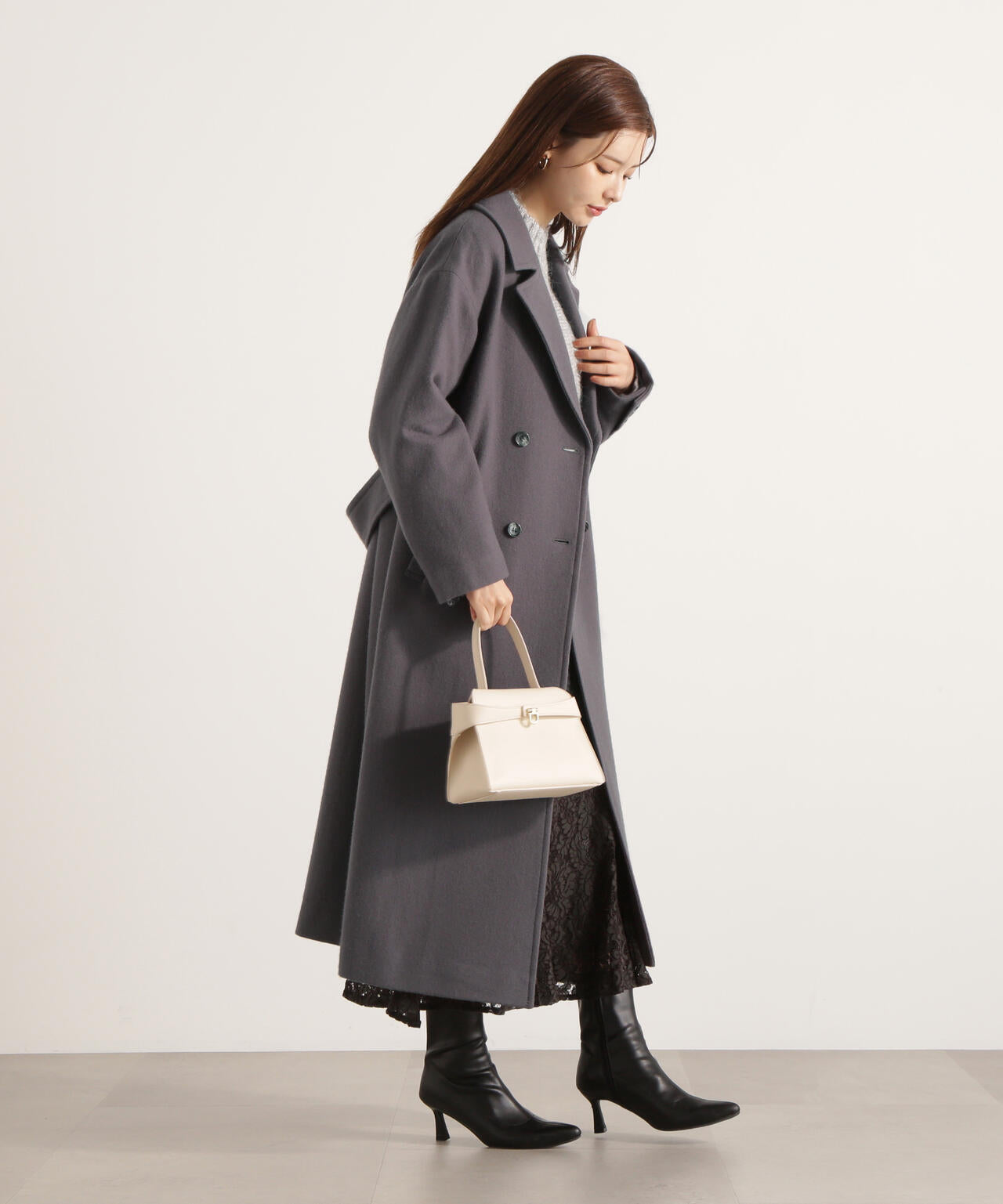 【加藤栞さん着用】ダブル釦チェスターコート