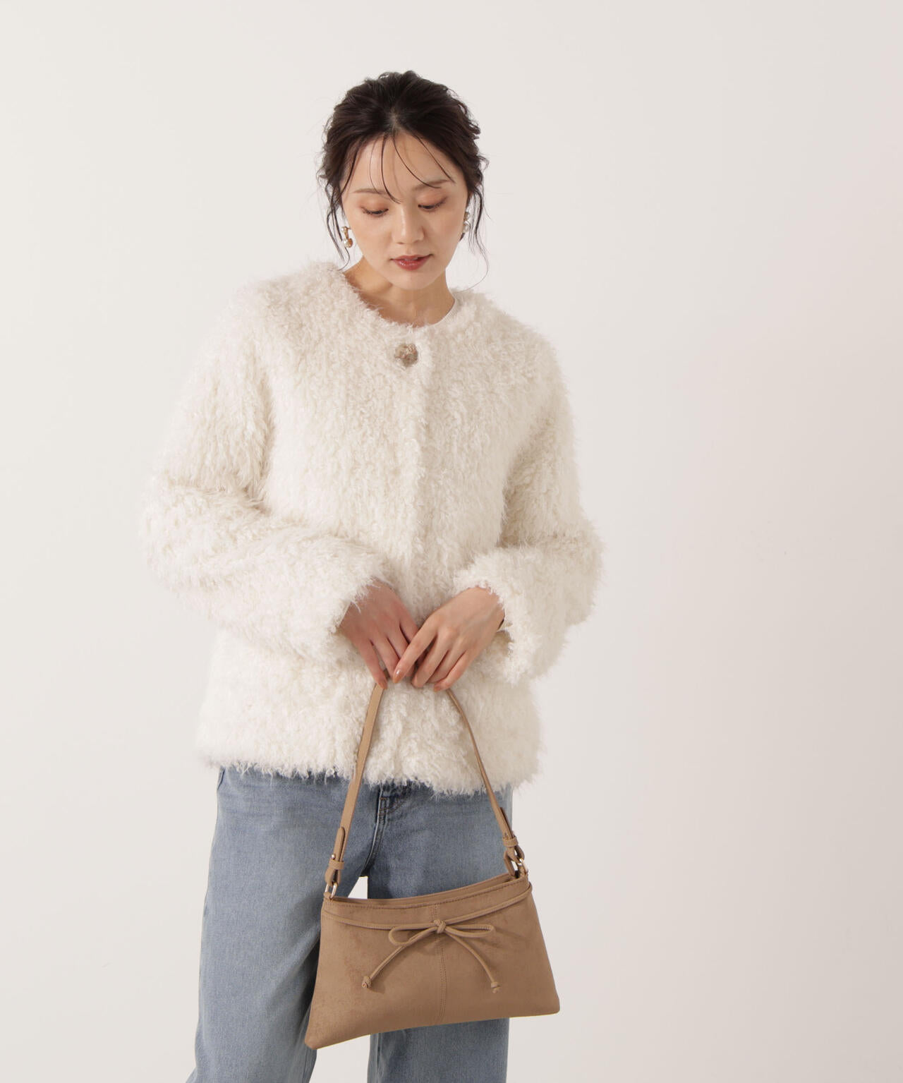 【加藤栞さん着用】ラムファー風ブルゾン