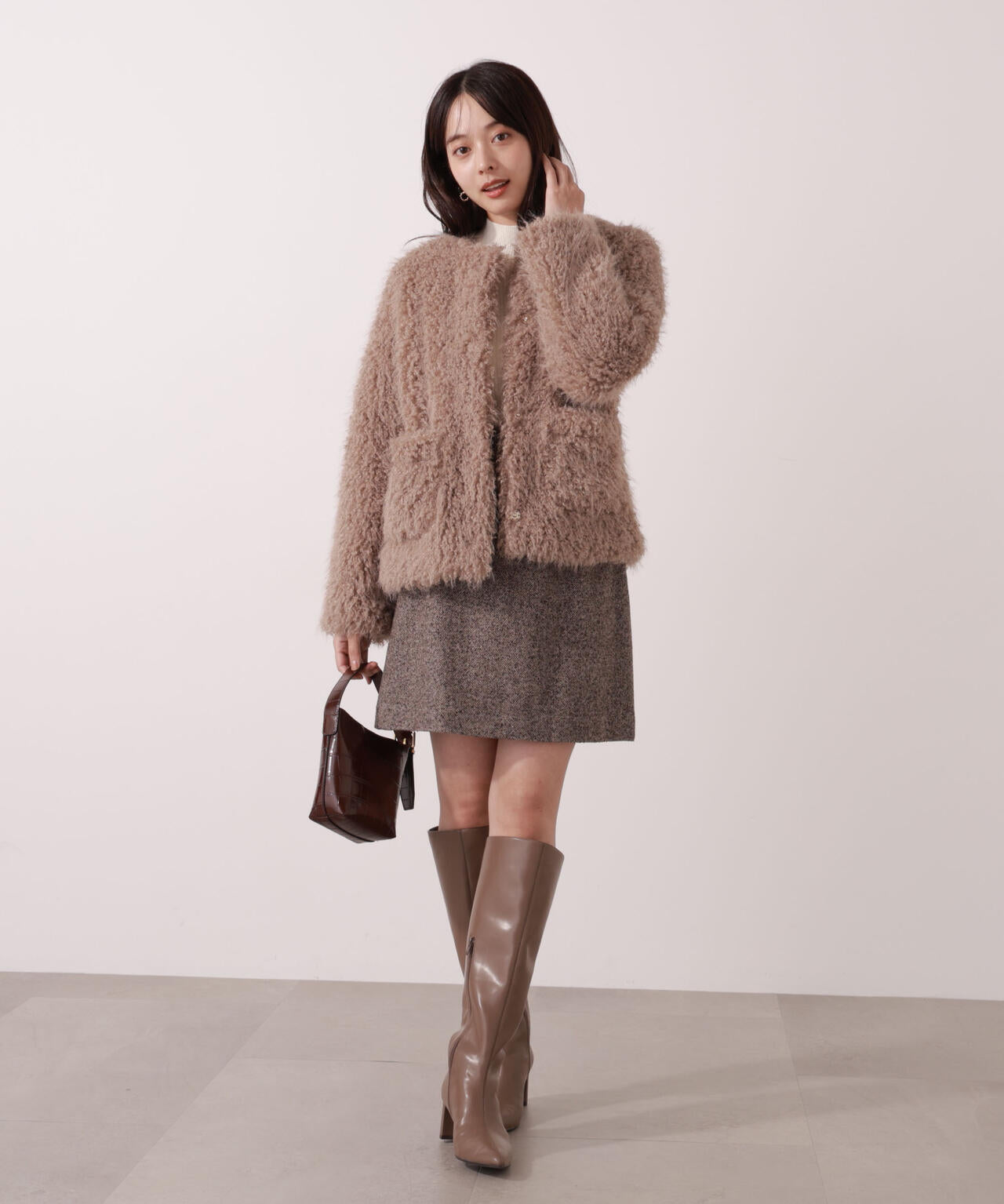 【加藤栞さん着用】ラムファー風ブルゾン