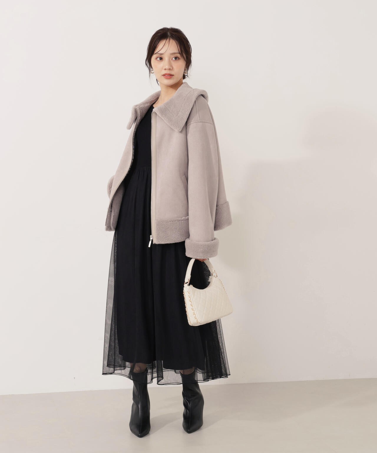 加藤栞さん着用】フェイクムートン | PROPORTION BODY DRESSING