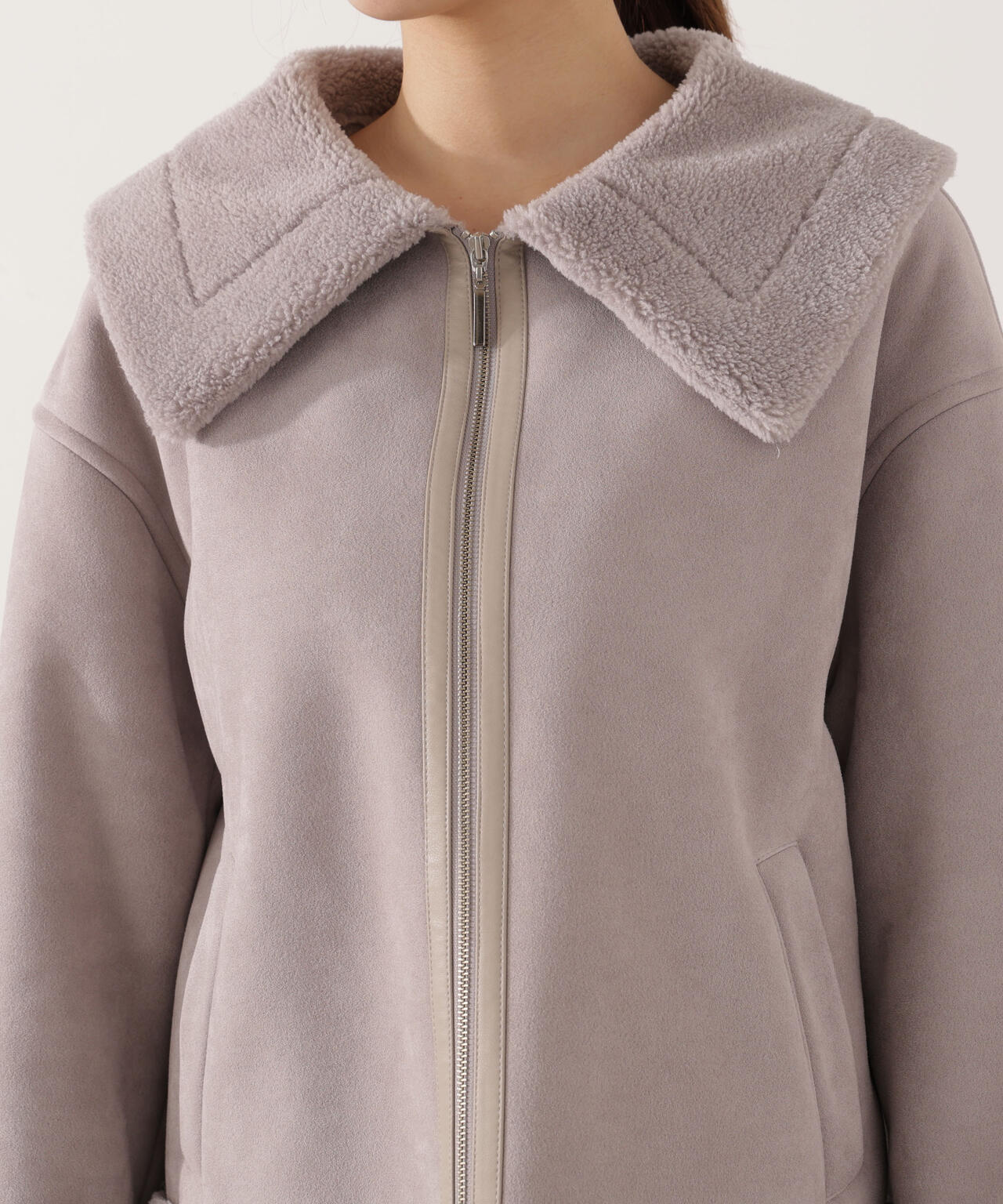 加藤栞さん着用】フェイクムートン | PROPORTION BODY DRESSING