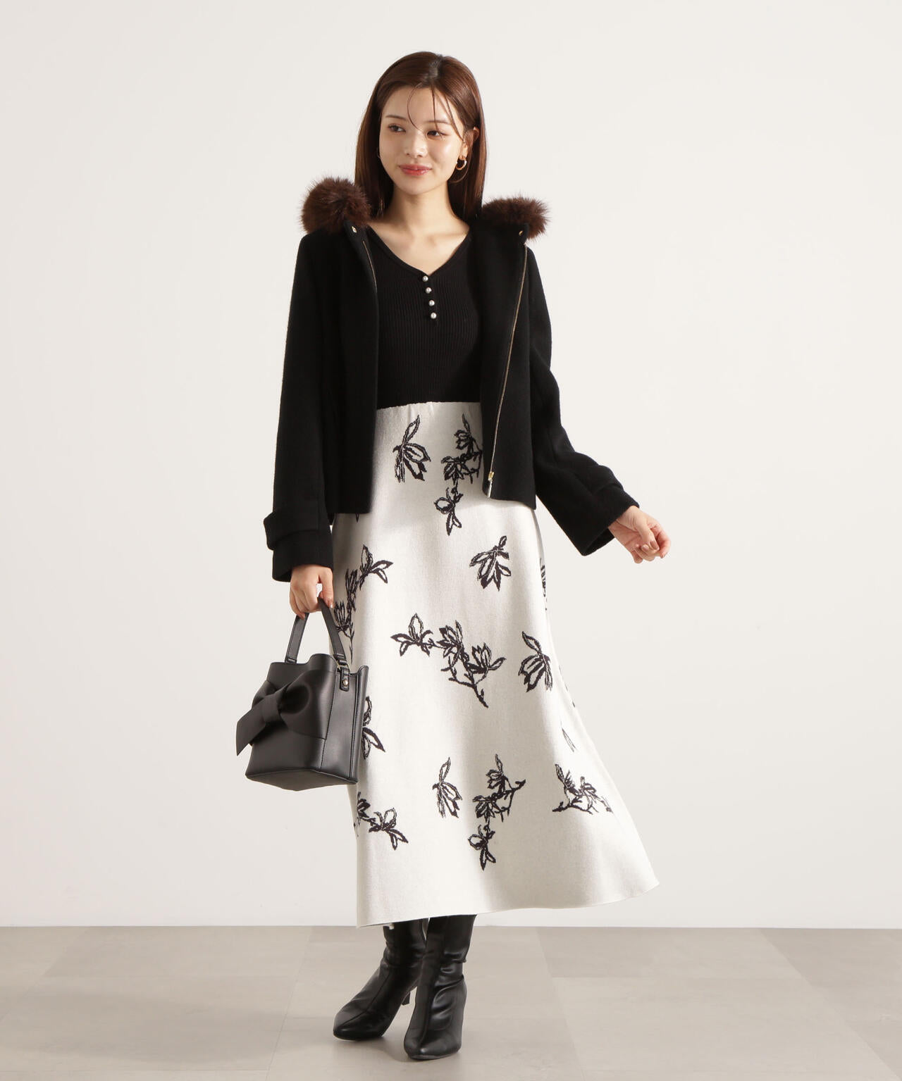 モッサフードフェイクファーショートコート