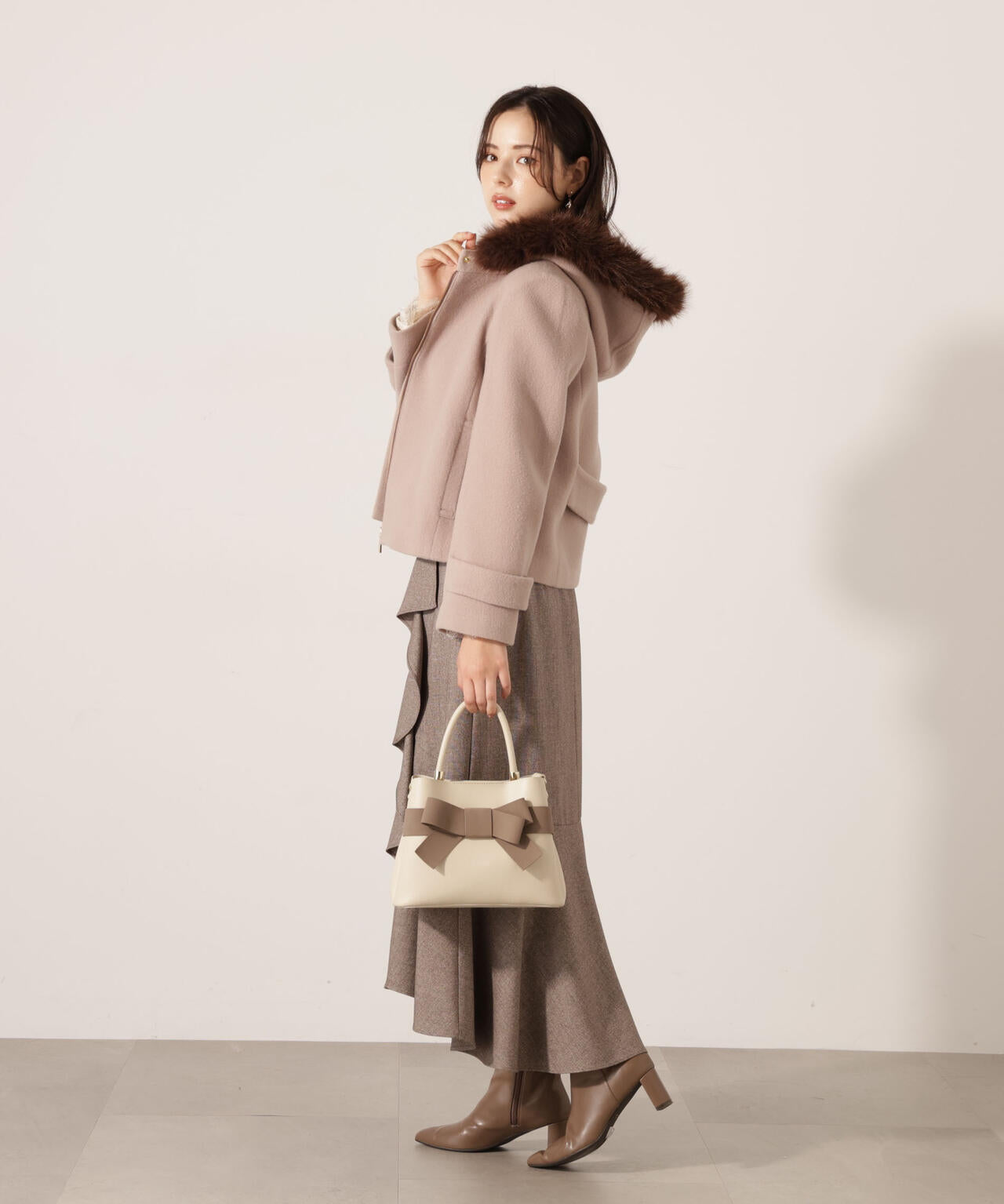 プロポーションボディドレッシング　ショートコート 楽天市場】フード襟ショートコート／プロポーション ボディ