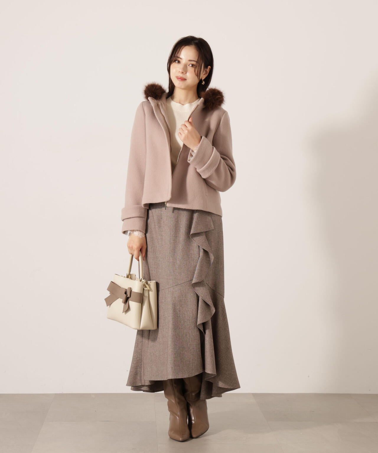 モッサフードフェイクファーショートコート