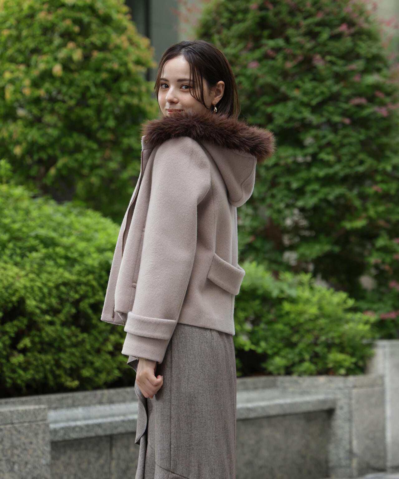 モッサフードフェイクファーショートコート