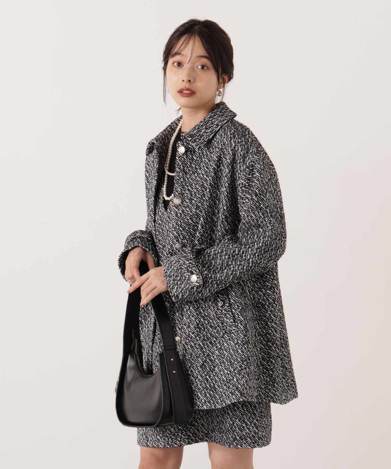 青島心さん着用】金ボタン付きツイードミドルジャケット | PROPORTION