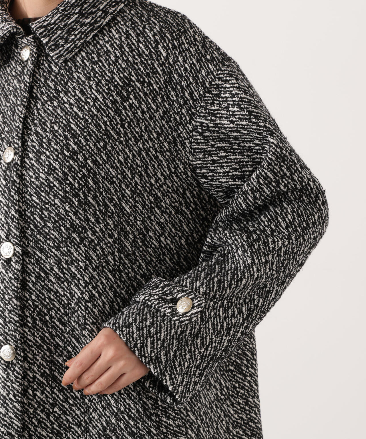 【青島心さん着用】金ボタン付きツイードミドルジャケット