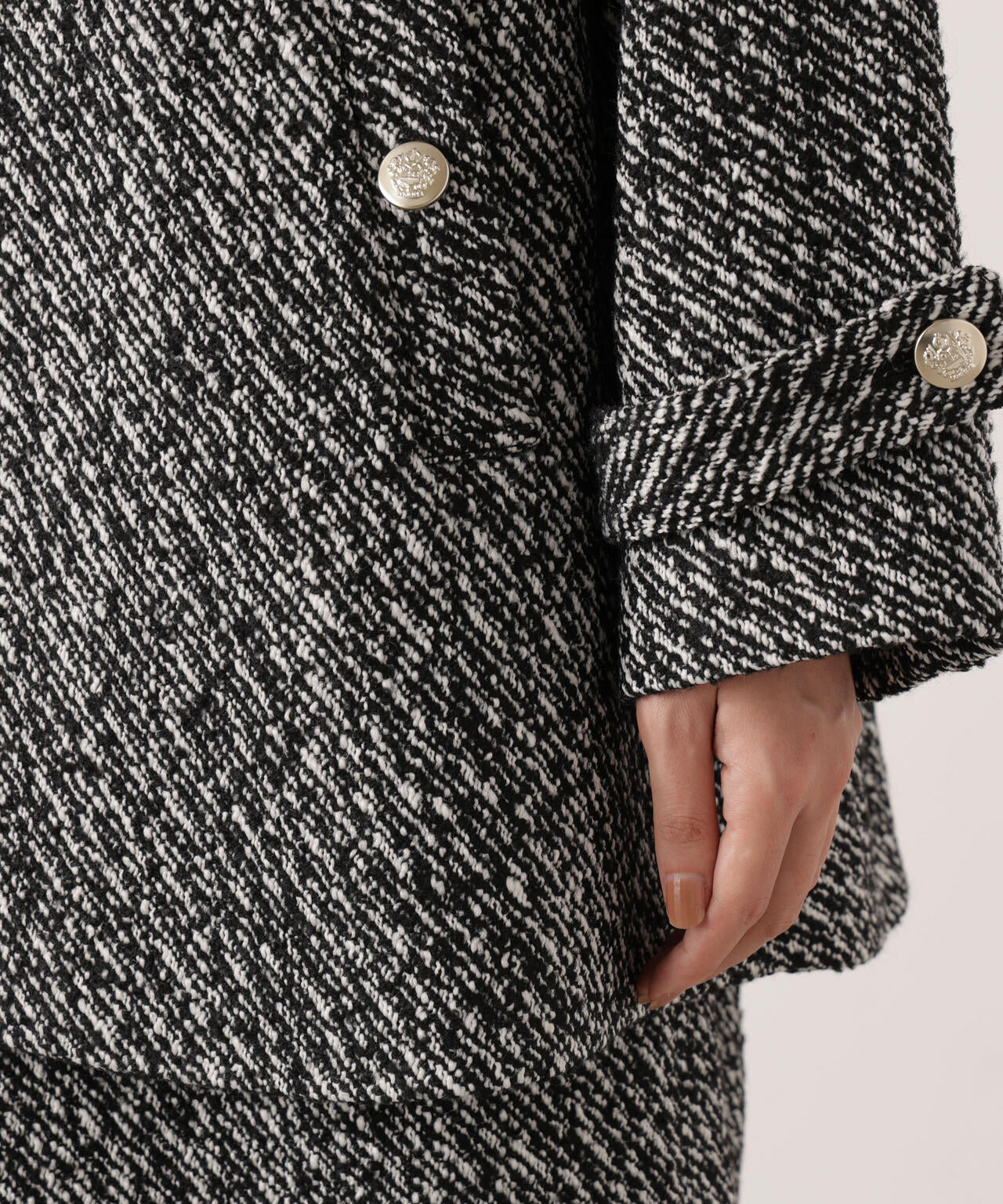 【青島心さん着用】金ボタン付きツイードミドルジャケット