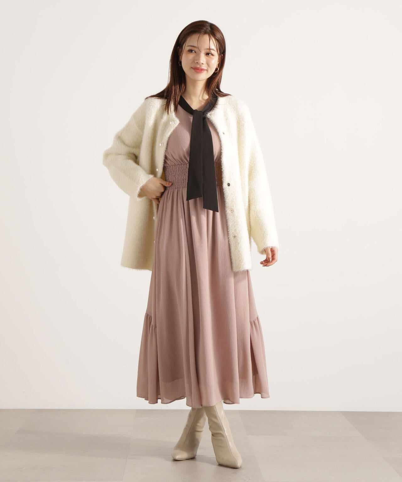 【青島心さん着用】フェザージャコット【アイボリー：WEB限定】