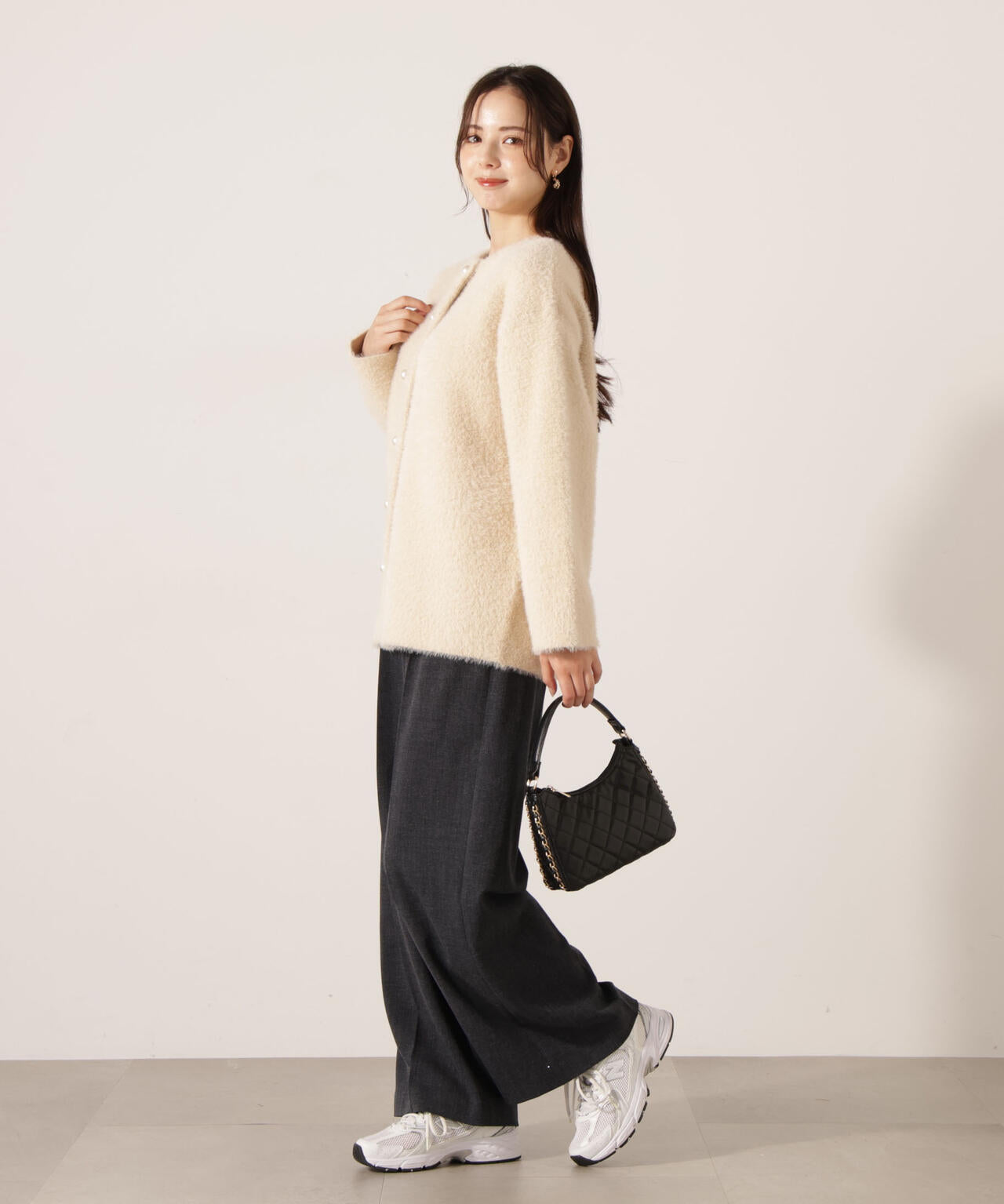 【青島心さん着用】フェザージャコット【アイボリー：WEB限定】