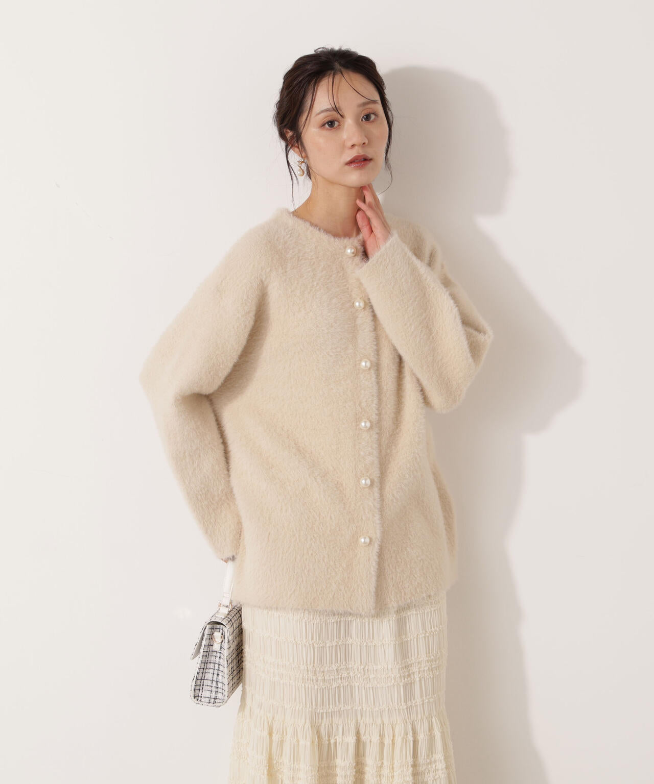 【青島心さん着用】フェザージャコット【アイボリー：WEB限定】